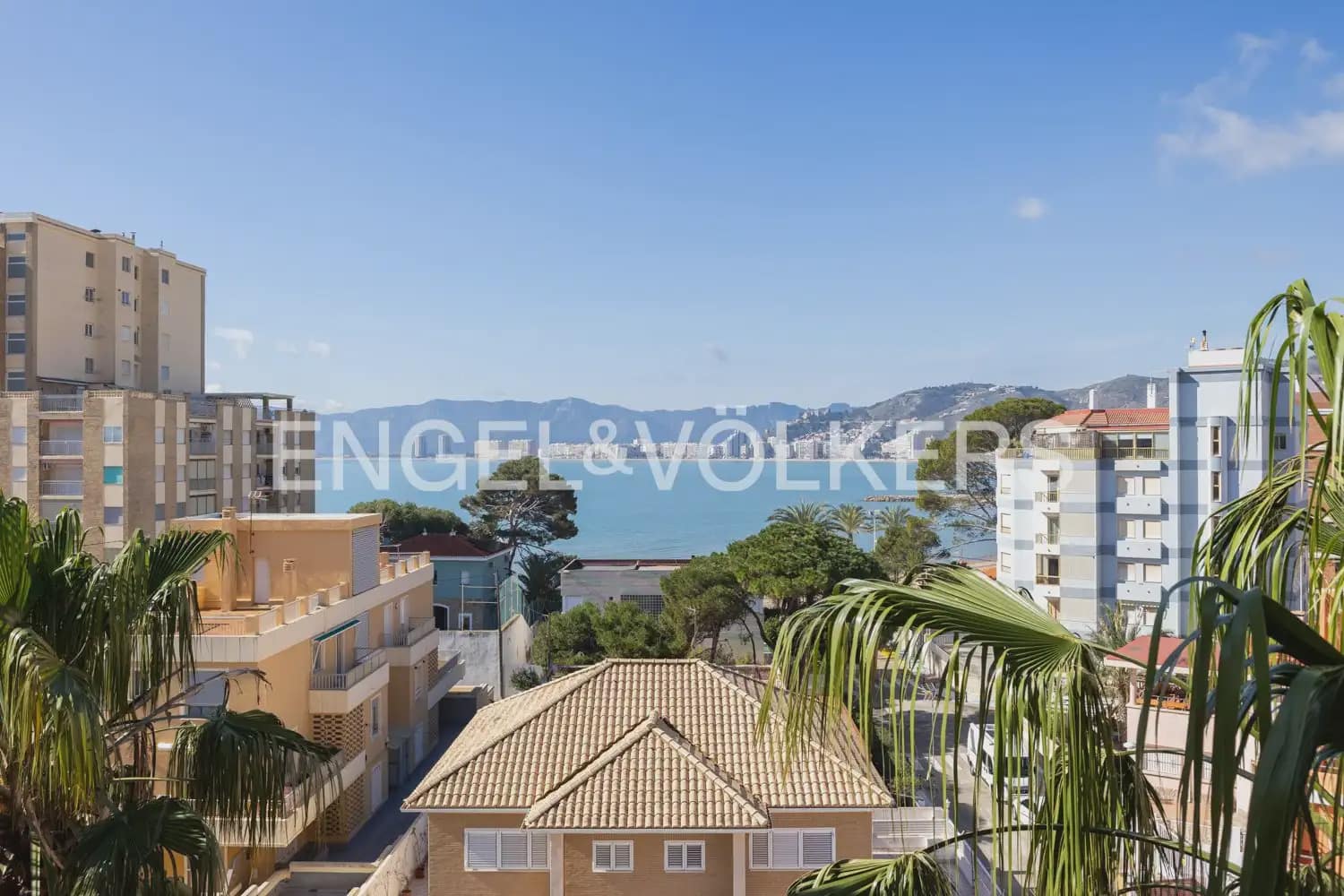 1 bedroom Flat for sale in Cullera with garage - € 210,000 (Ref: 9897601)