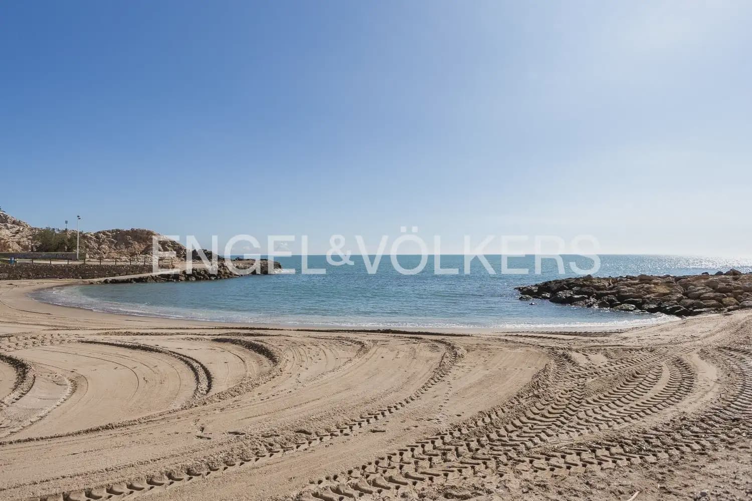 1 bedroom Flat for sale in Cullera with garage - € 210,000 (Ref: 9897601)