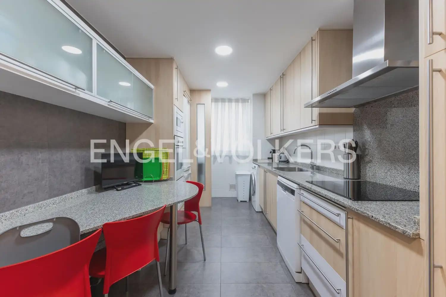 4 sypialnia Mieszkanie na sprzedaż w Miasto Walencja z garażem - 485 000 € (Ref: 9897604)