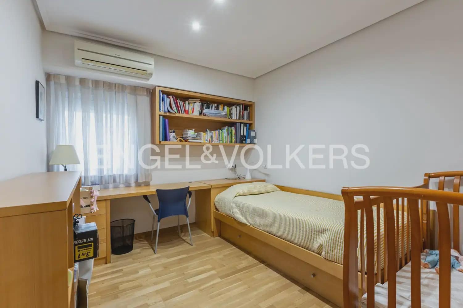 4 sypialnia Mieszkanie na sprzedaż w Miasto Walencja z garażem - 485 000 € (Ref: 9897604)