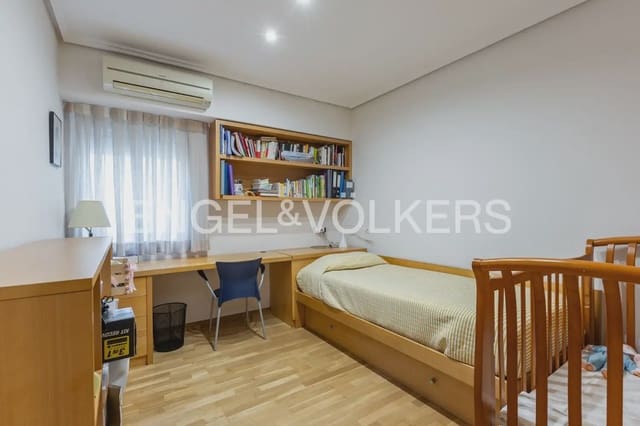 4 sypialnia Mieszkanie na sprzedaż w Arrancapins, Miasto Walencja z garażem - 485 000 € (Ref: 9897604)