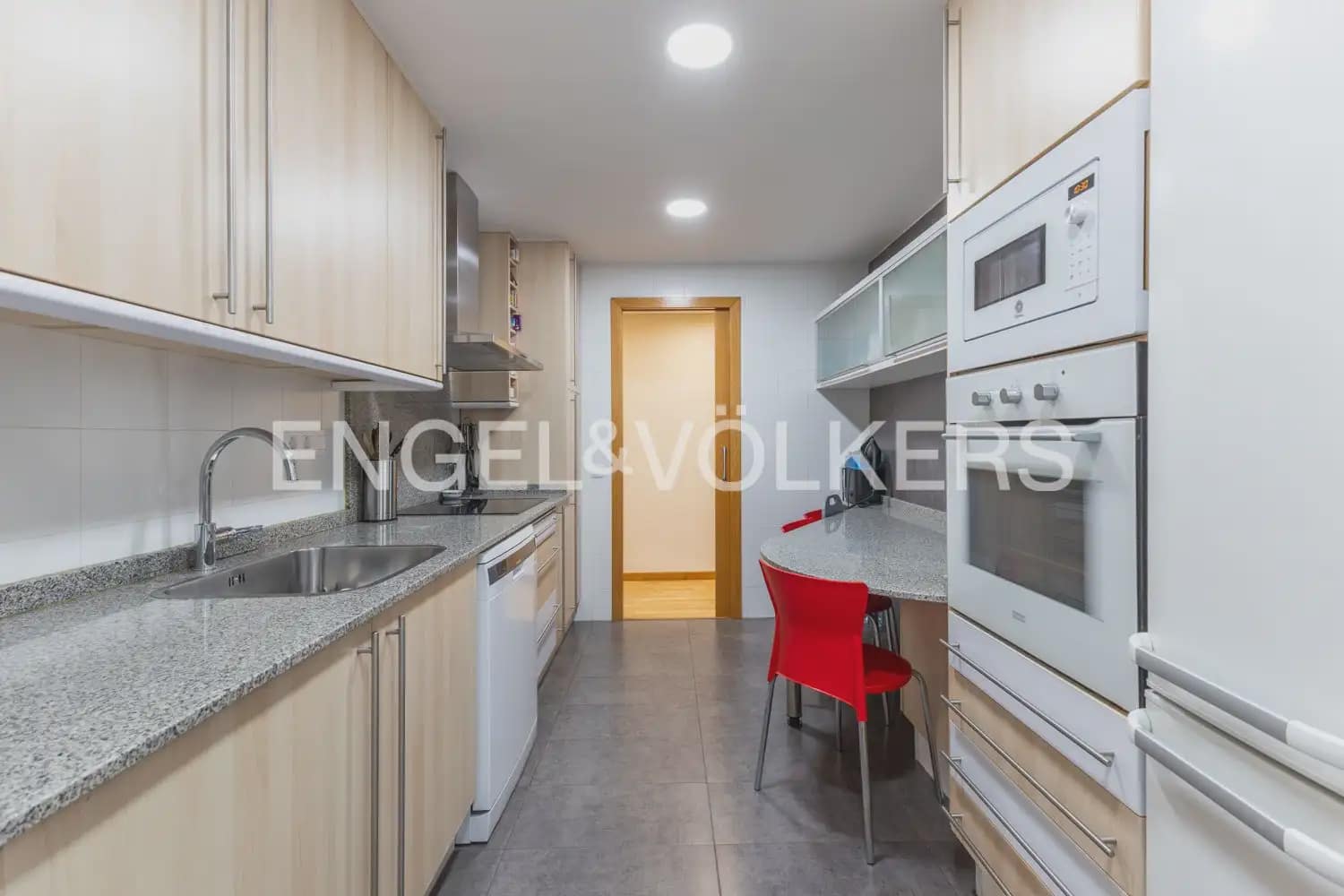 4 sypialnia Mieszkanie na sprzedaż w Miasto Walencja z garażem - 485 000 € (Ref: 9897604)