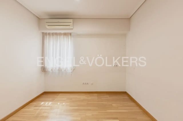 4 soveværelse Lejlighed til salg i Arrancapins, Valencia by med garage - € 485.000 (Ref: 9897604)
