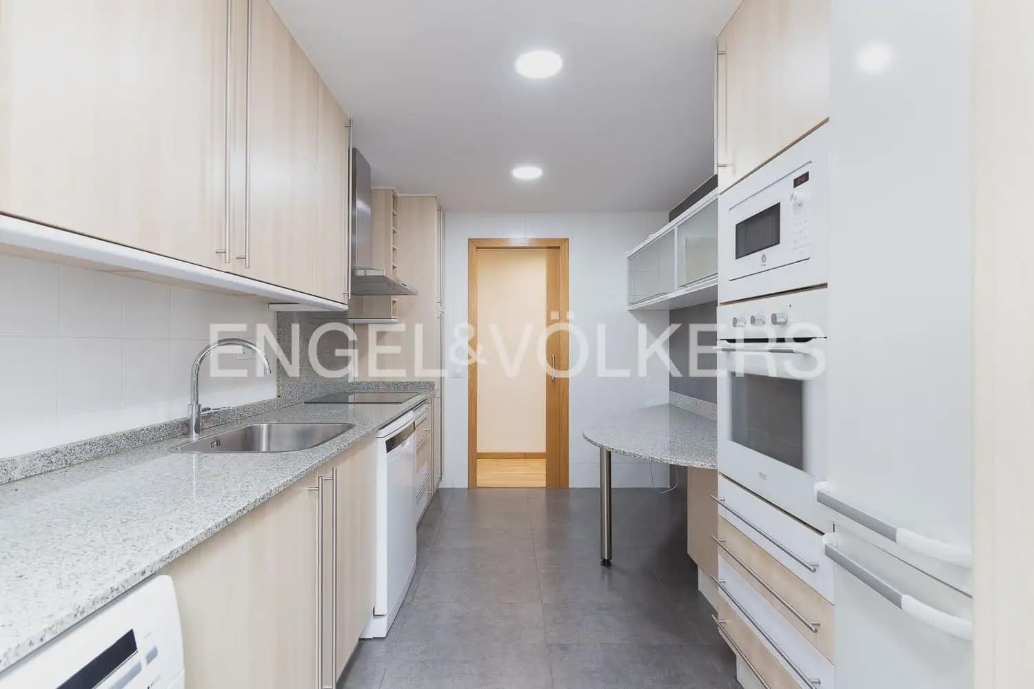 4 sypialnia Mieszkanie na sprzedaż w Miasto Walencja z garażem - 485 000 € (Ref: 9897604)