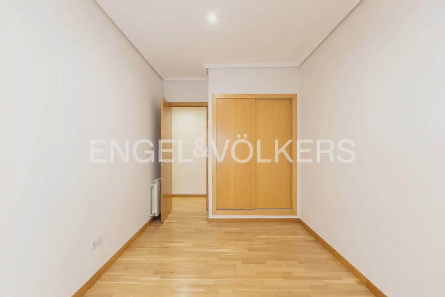 4 sypialnia Mieszkanie na sprzedaż w Miasto Walencja z garażem - 485 000 € (Ref: 9897604)