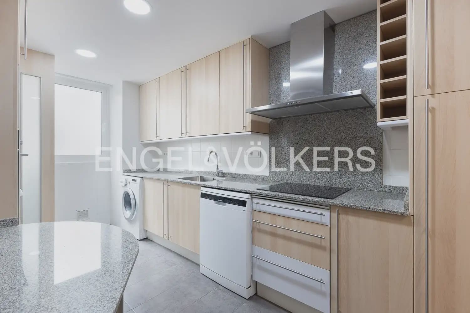 4 sypialnia Mieszkanie na sprzedaż w Miasto Walencja z garażem - 485 000 € (Ref: 9897604)