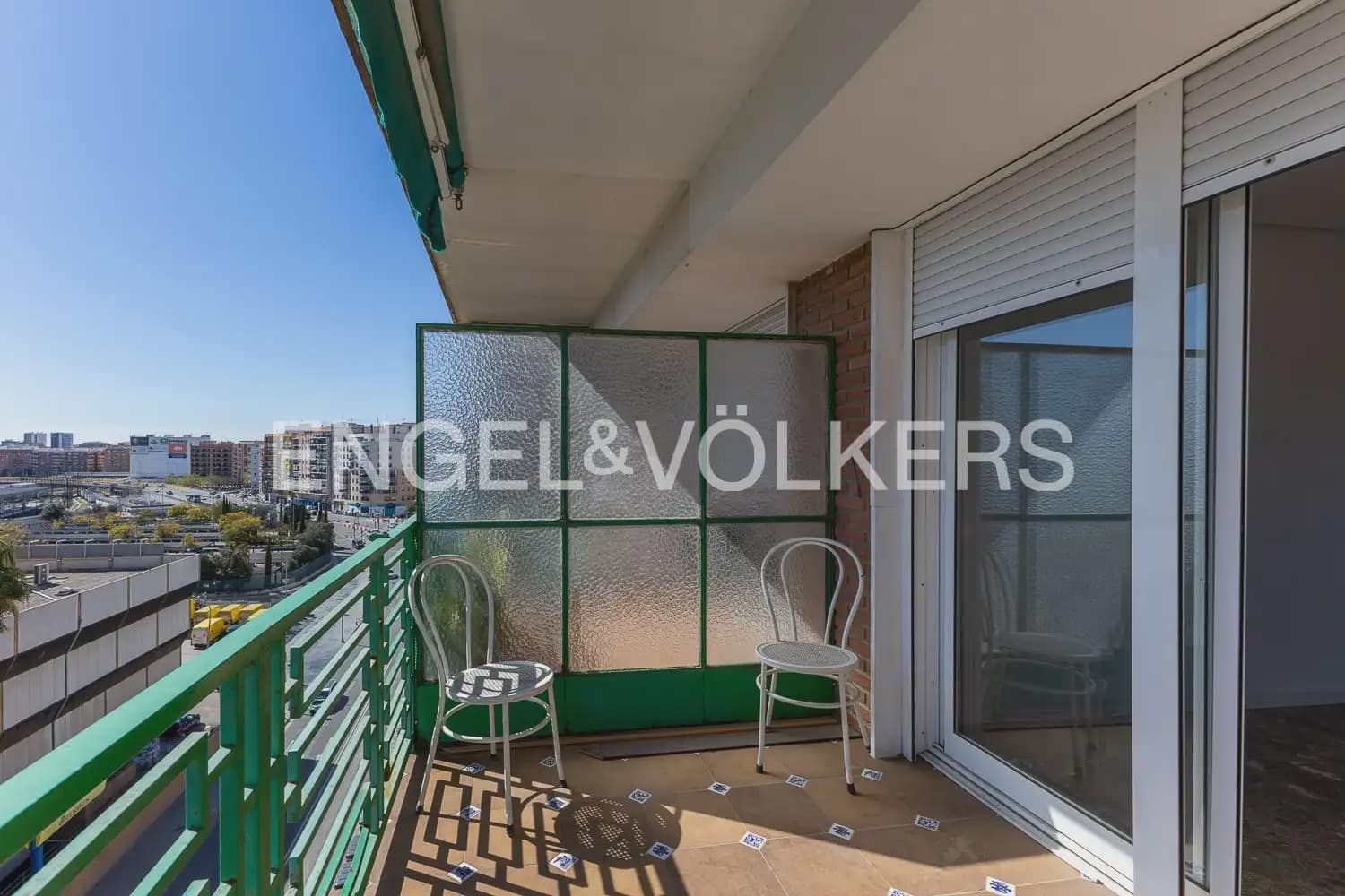 3 quarto Apartamento para arrendar em Valencia cidade com garagem - 1 900 € (Ref: 9897605)