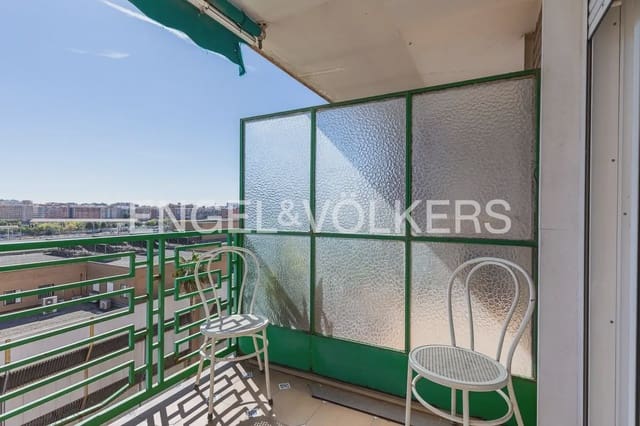 Appartement de 3 chambres à louer à La Raiosa, Valence ville avec garage - 1 900 € (Ref: 9897605)
