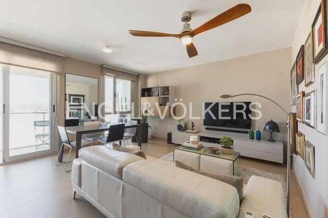 Piso de 2 habitaciones en Vinaròs en venta con piscina - 240.000 € (Ref: 9897606)