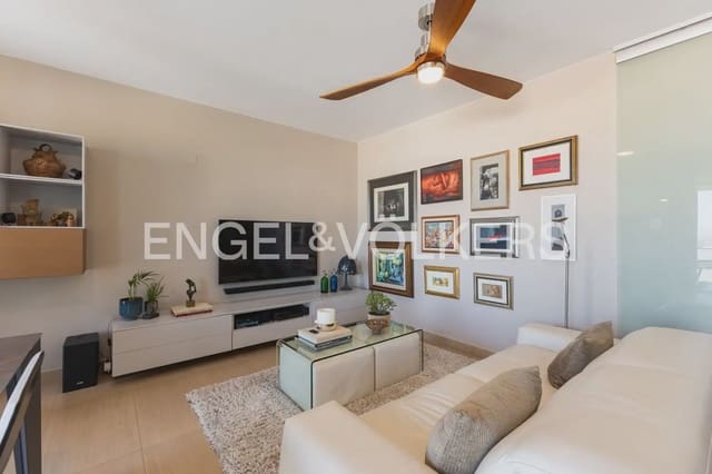 Piso de 2 habitaciones en Vinaròs en venta con piscina - 240.000 € (Ref: 9897606)