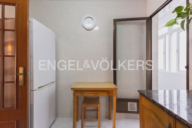 4 bedroom Flat for sale in Benicalap, Valencia city - € 249,000 (Ref: 9897611)
