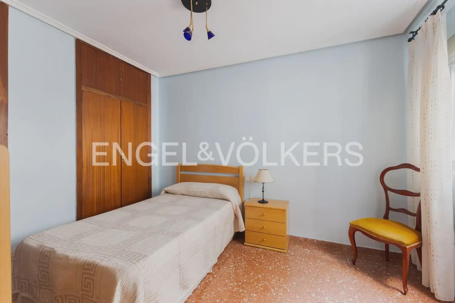 4 bedroom Flat for sale in Valencia city - € 249,000 (Ref: 9897611)