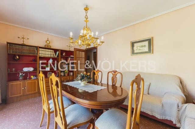 4 bedroom Flat for sale in Benicalap, Valencia city - € 249,000 (Ref: 9897611)