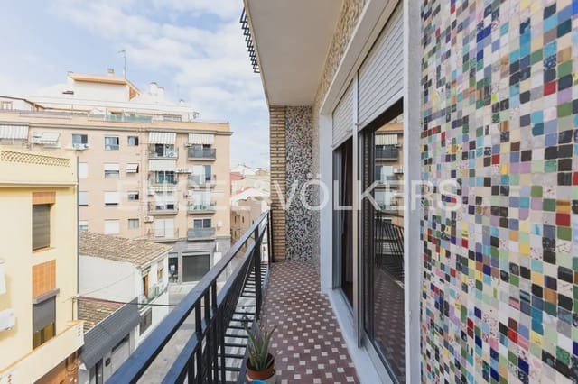 4 bedroom Flat for sale in Benicalap, Valencia city - € 249,000 (Ref: 9897611)