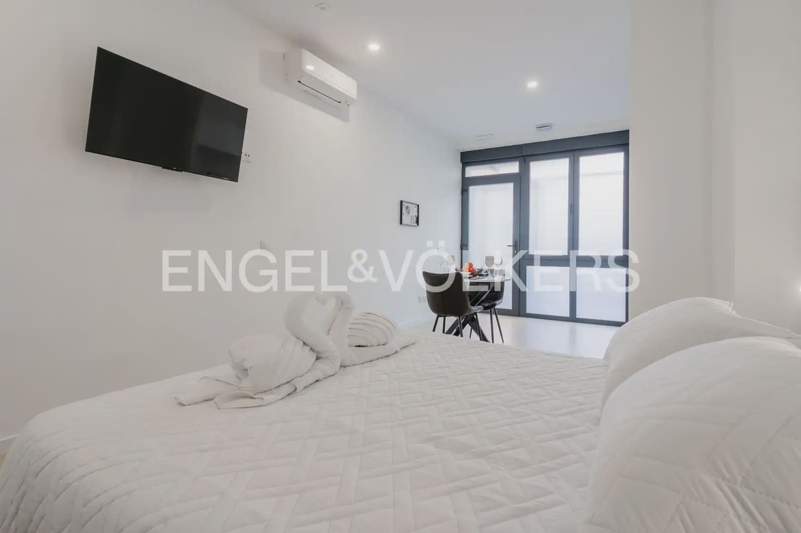 1 bedroom Flat for sale in Valencia city - € 240,000 (Ref: 9897613)
