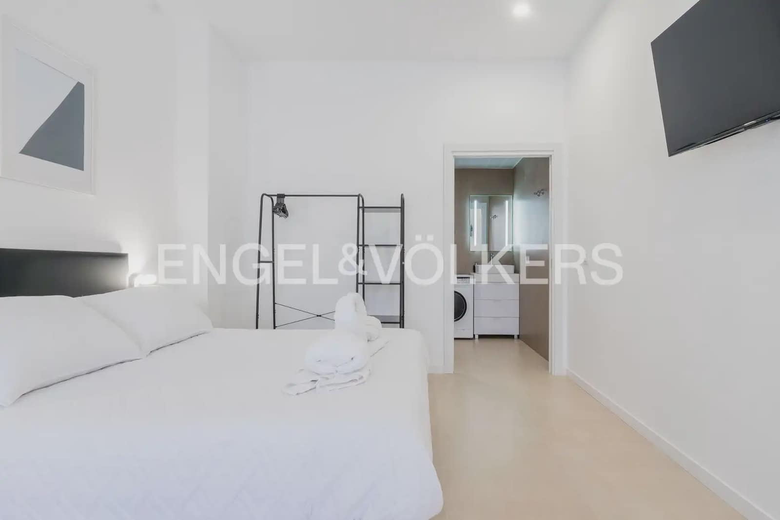 1 bedroom Flat for sale in Valencia city - € 240,000 (Ref: 9897613)