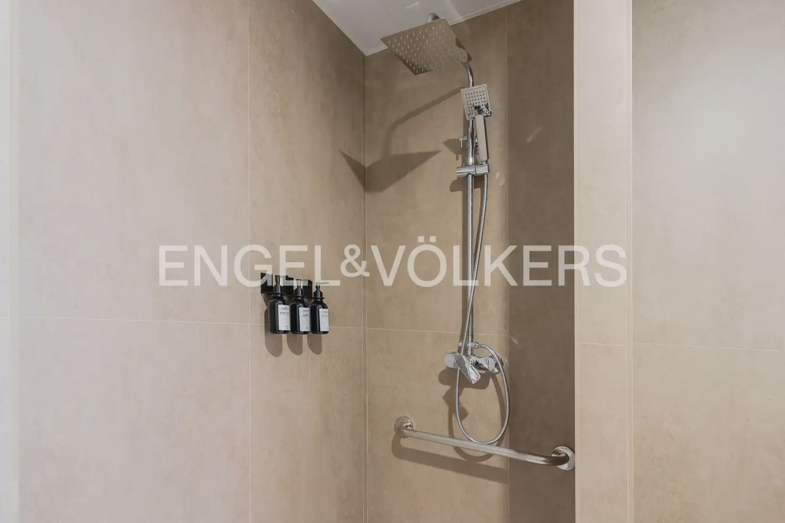 1 sypialnia Mieszkanie na sprzedaż w Miasto Walencja - 240 000 € (Ref: 9897614)