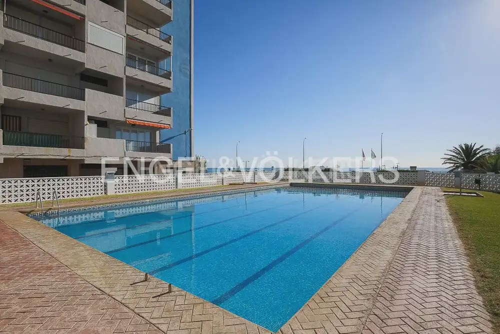 Piso de 3 habitaciones en Puig en alquiler con piscina garaje - 930 € (Ref: 9897617)