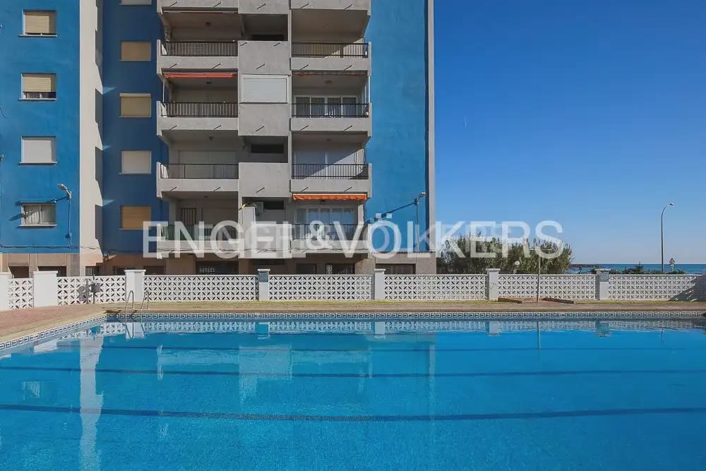 Piso de 3 habitaciones en Puig en alquiler con piscina garaje - 930 € (Ref: 9897617)