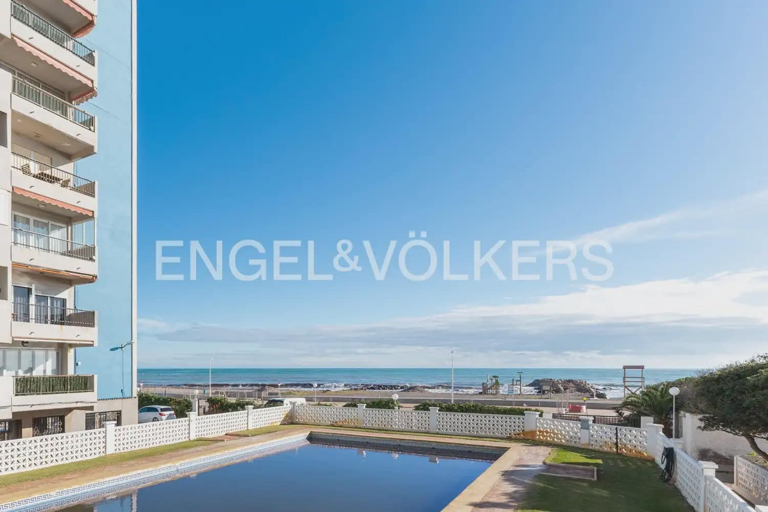 Piso de 3 habitaciones en Puig en alquiler con piscina garaje - 930 € (Ref: 9897617)