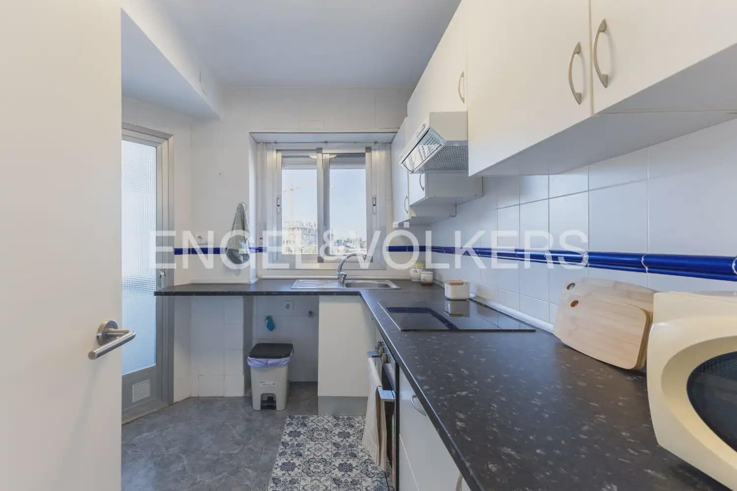 Piso de 3 habitaciones en Puig en alquiler con piscina garaje - 930 € (Ref: 9897617)