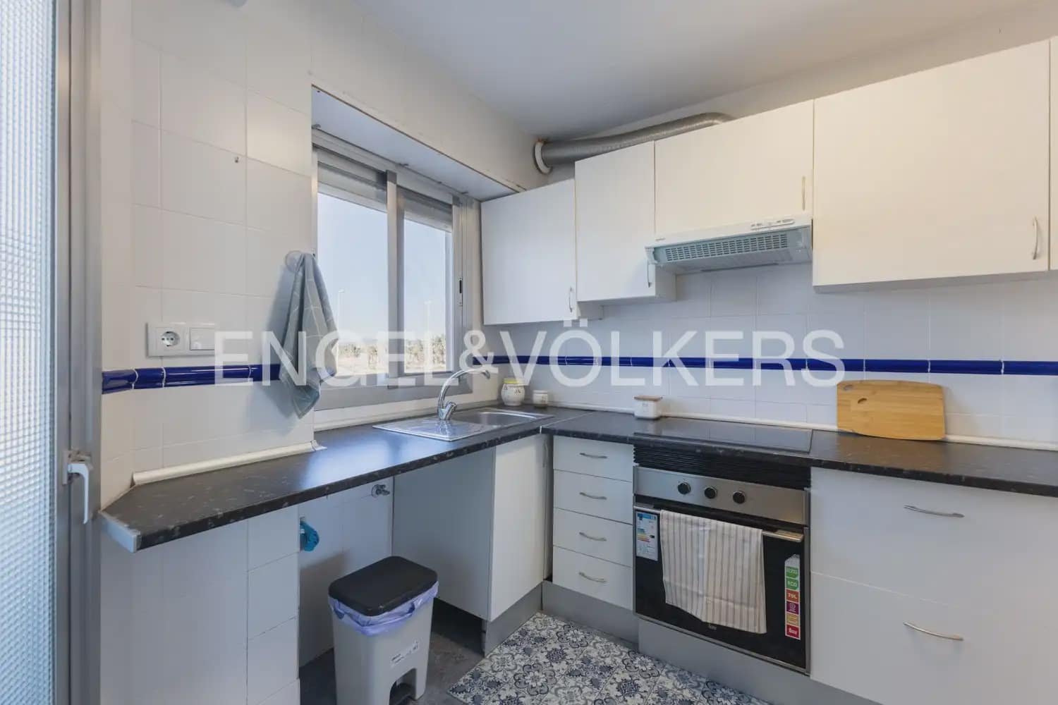 Piso de 3 habitaciones en Puig en alquiler con piscina garaje - 930 € (Ref: 9897617)