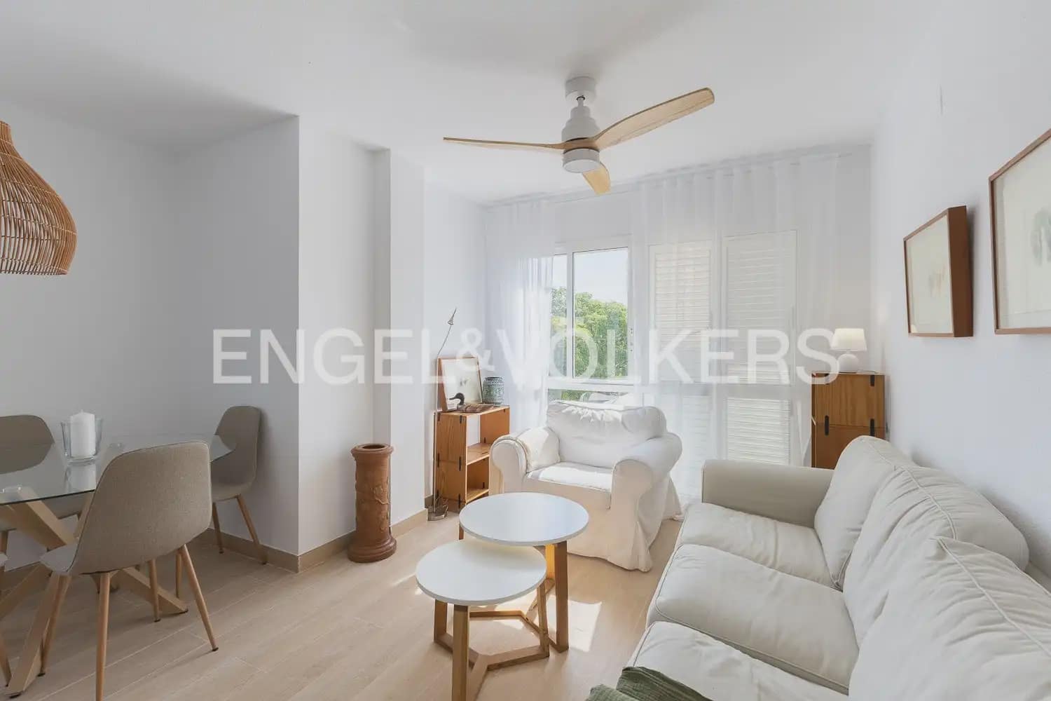 2 bedroom Flat for rent in Sagunto / Sagunt with garage - € 1,400 (Ref: 9897618)