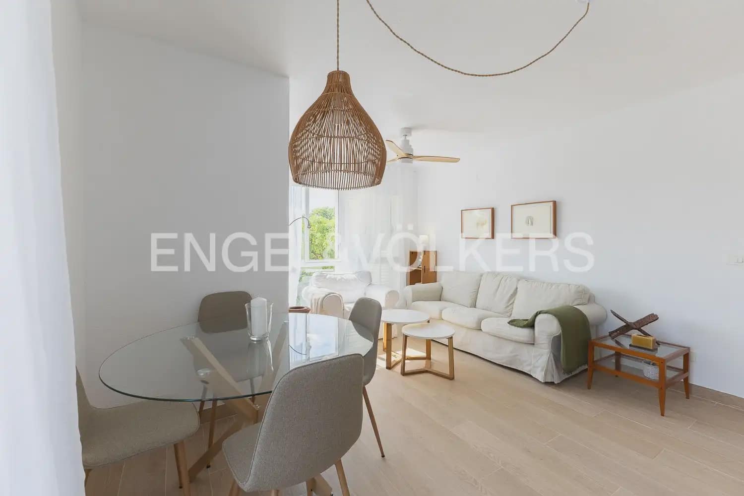 2 bedroom Flat for rent in Sagunto / Sagunt with garage - € 1,400 (Ref: 9897618)