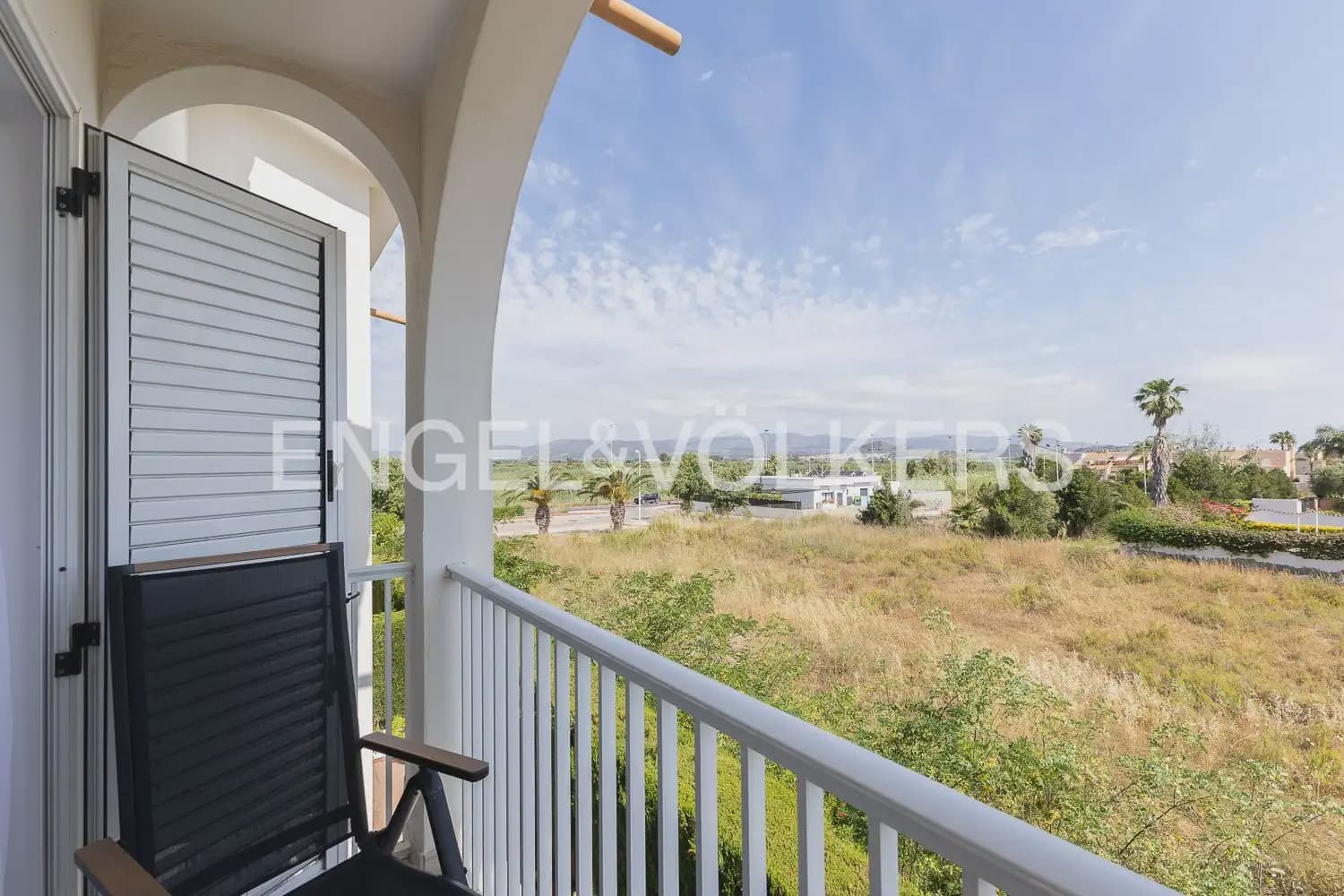 2 bedroom Flat for rent in Sagunto / Sagunt with garage - € 1,400 (Ref: 9897618)