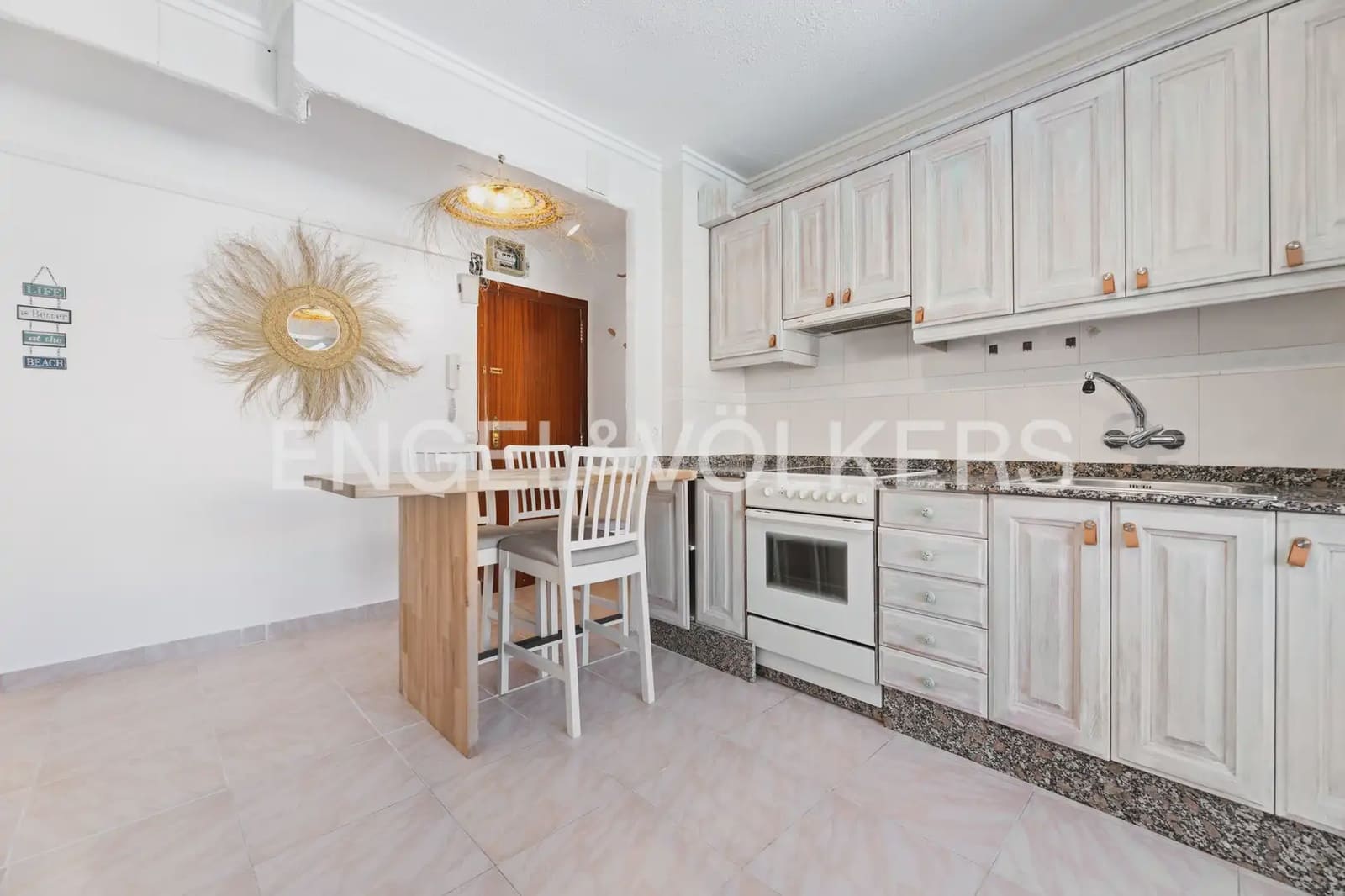 Appartement de 3 chambres à louer à Valence ville - 1 500 € (Ref: 9897619)