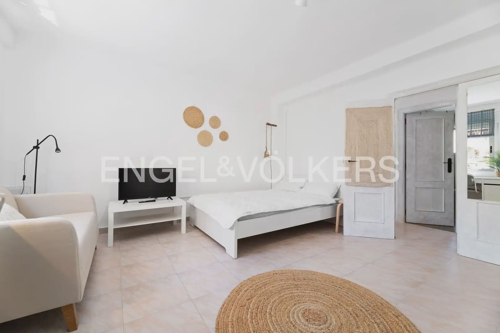 Appartement de 3 chambres à louer à Valence ville - 1 500 € (Ref: 9897619)