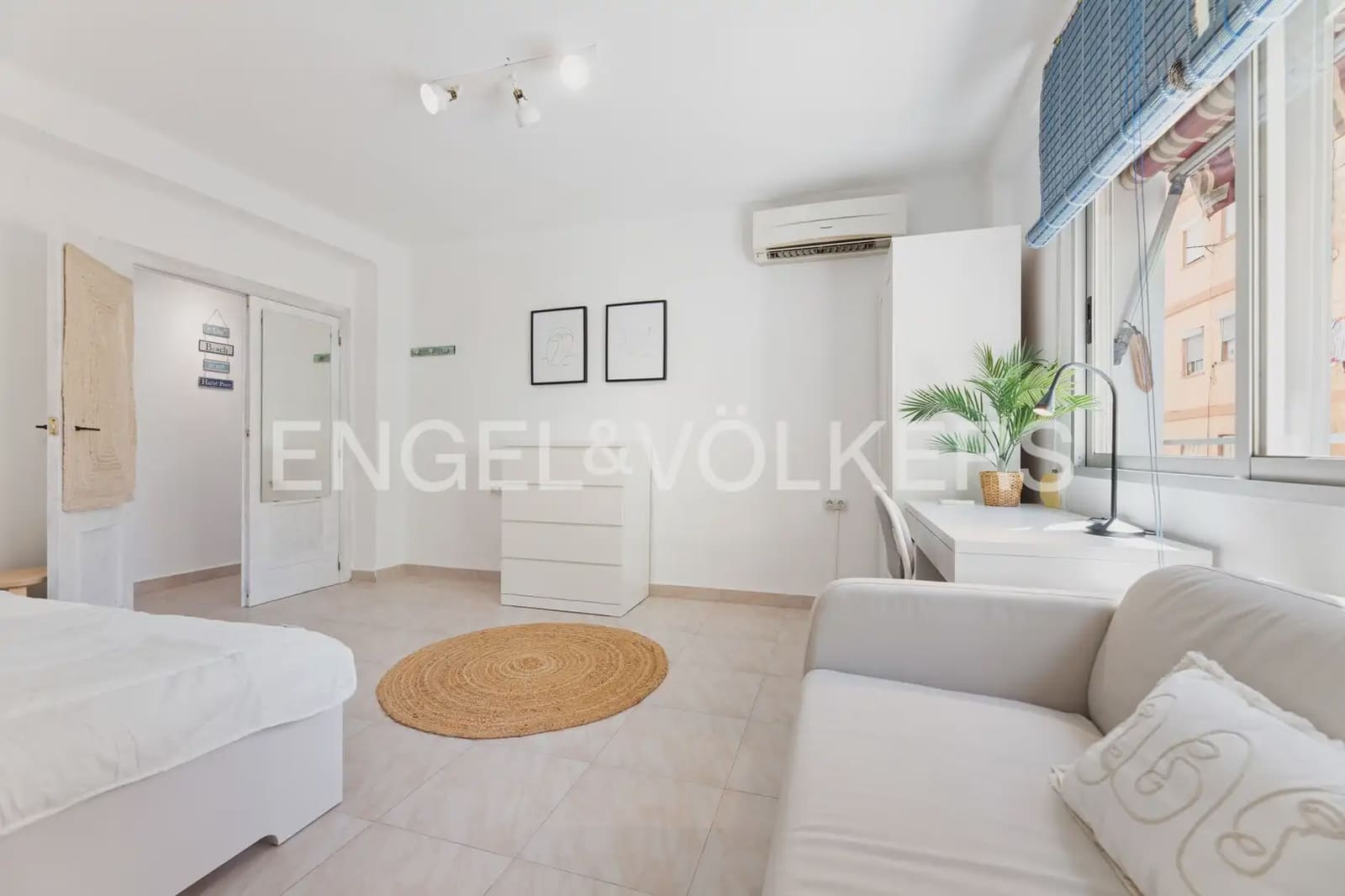 Appartement de 3 chambres à louer à Valence ville - 1 500 € (Ref: 9897619)