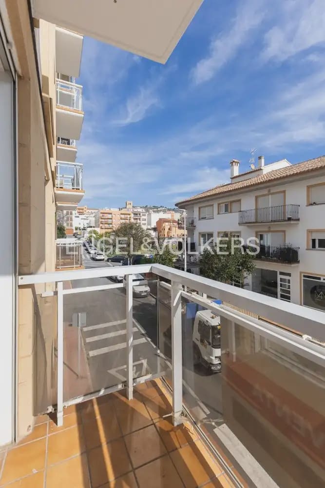 3 bedroom Flat for sale in Javea / Xabia with garage - € 299,000 (Ref: 9897620)