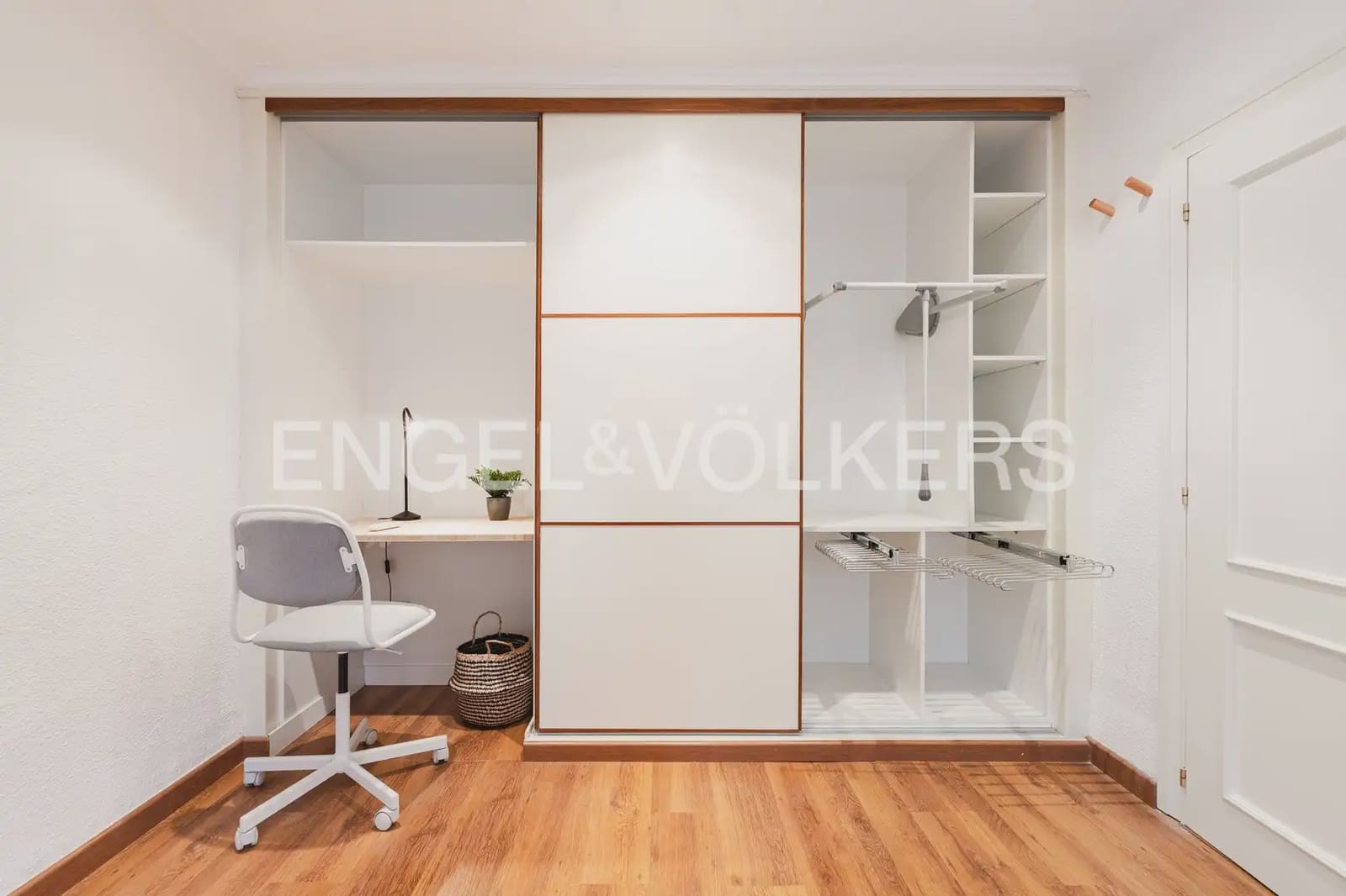 4 camera da letto Appartamento da affittare in Valencia citta - 2.000 € (Rif: 9897621)