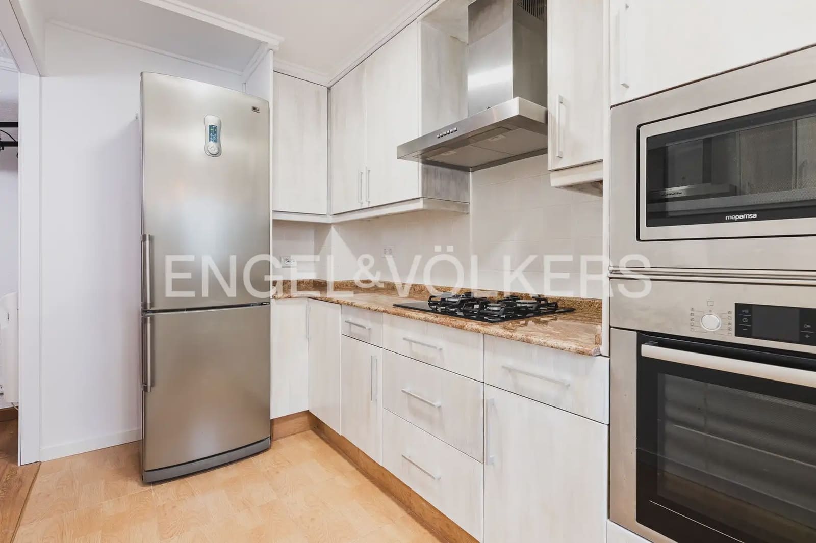 4 camera da letto Appartamento da affittare in Valencia citta - 2.000 € (Rif: 9897621)