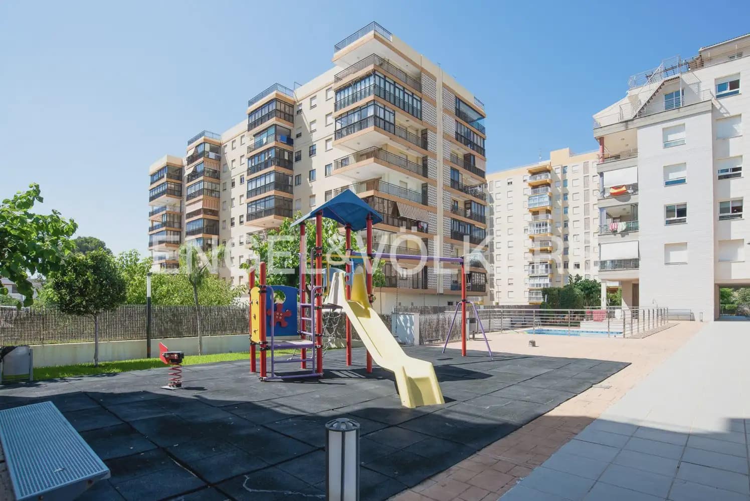 2 soveværelse Lejlighed til salg i Benicassim med garage - € 450.000 (Ref: 9897622)