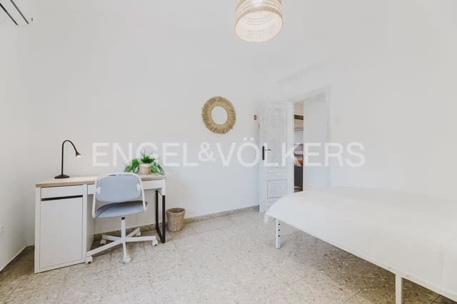 4 slaapkamer Flat te huur in La Malva-Rosa, Valencia stad - € 2.000 (Ref: 9897623)