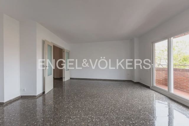 4 sovrum Lägenhet att hyra i La Petxina, Valencia stad - 1 850 € (Ref: 9897626)