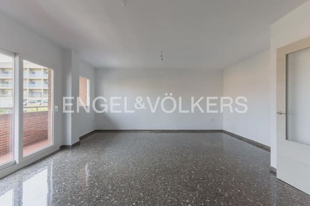 4 sovrum Lägenhet att hyra i La Petxina, Valencia stad - 1 850 € (Ref: 9897626)