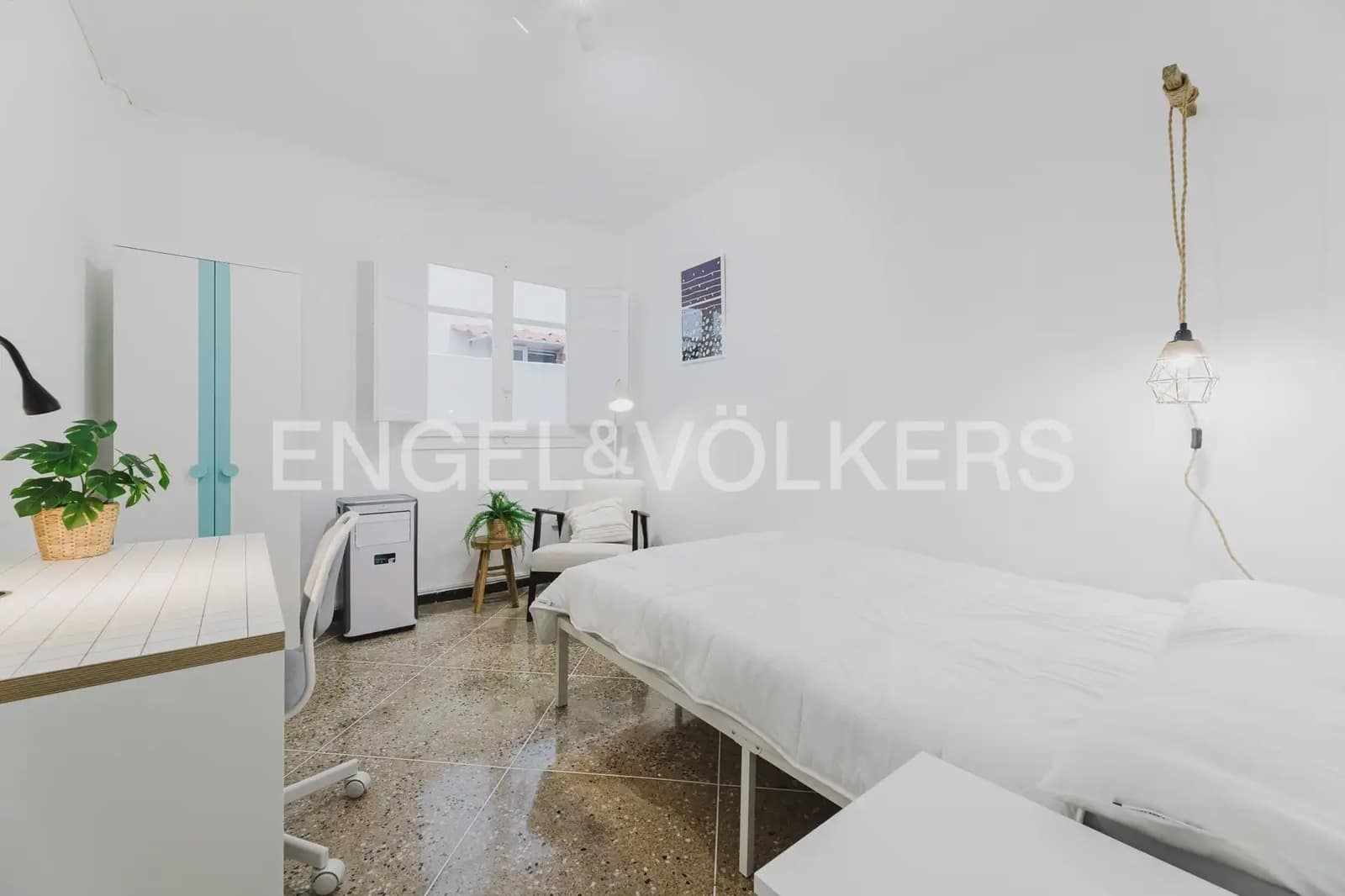 4 makuuhuone Asunto vuokrattavana paikassa Valencia kaupunki - 2 000 € (Ref: 9897630)