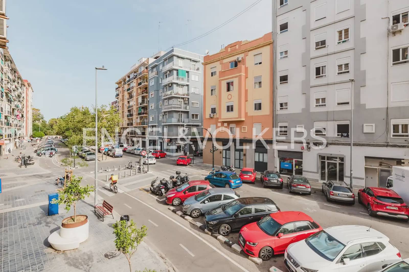 4 makuuhuone Asunto vuokrattavana paikassa Valencia kaupunki - 2 000 € (Ref: 9897630)