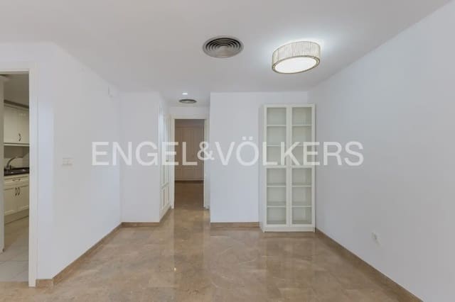 2 Zimmer Wohnung zu vermieten in El Pilar, València Stadt mit Pool Garage - 1.600 € (Ref: 9897631)