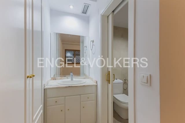 2 Zimmer Wohnung zu vermieten in El Pilar, València Stadt mit Pool Garage - 1.600 € (Ref: 9897631)