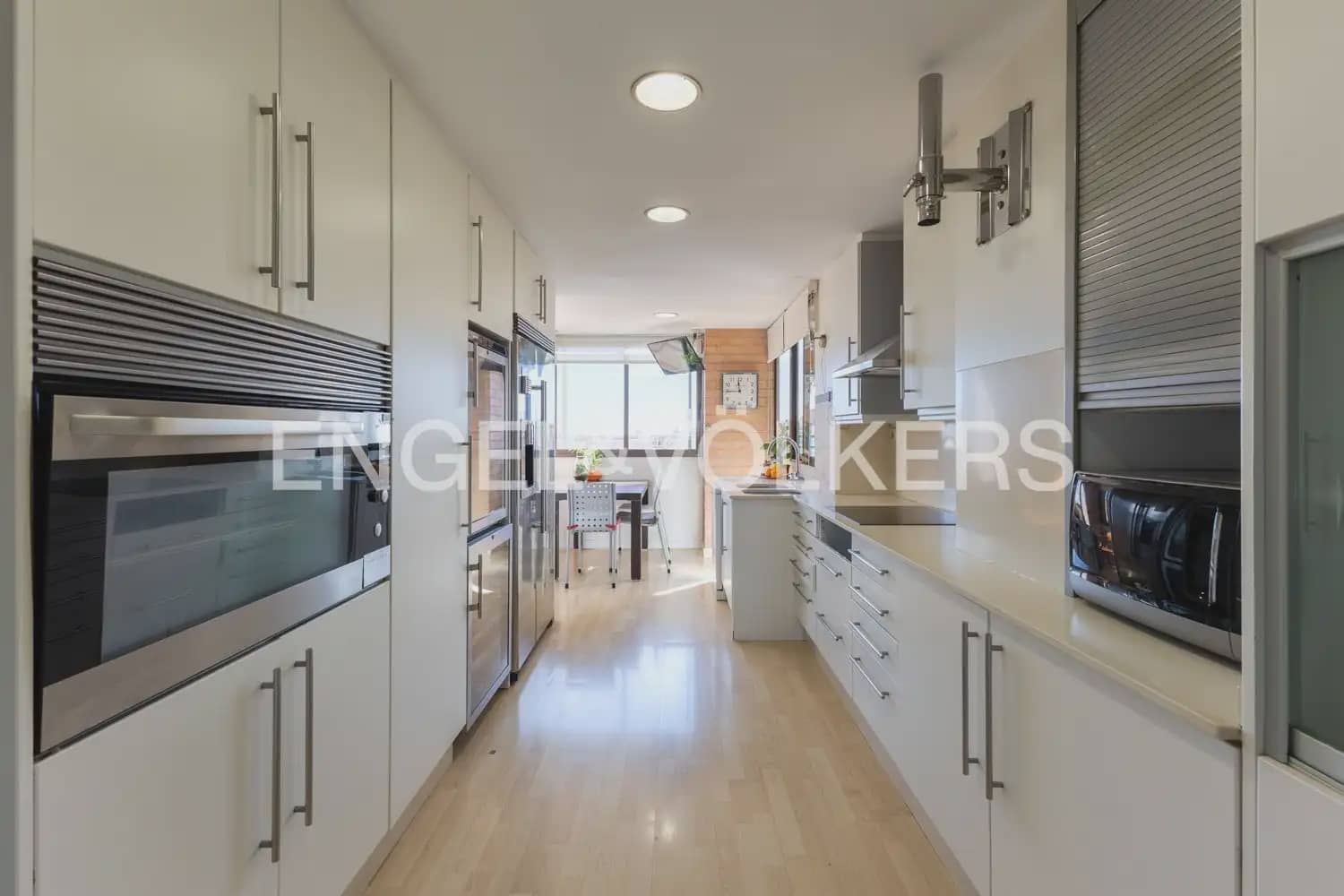4 quarto Apartamento para venda em Valencia cidade com garagem - 1 495 000 € (Ref: 9897632)