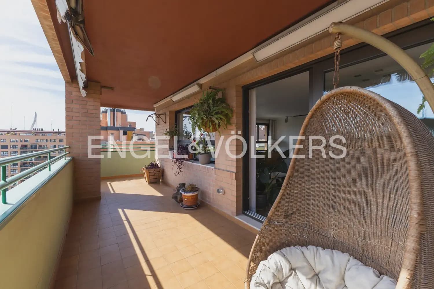 4 quarto Apartamento para venda em Valencia cidade com garagem - 1 495 000 € (Ref: 9897632)