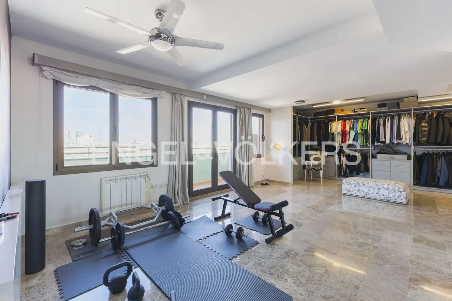 4 quarto Apartamento para venda em Valencia cidade com garagem - 1 495 000 € (Ref: 9897632)