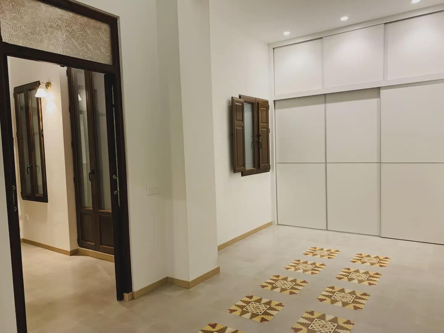 2 bedroom Flat for rent in Valencia city - € 1,350 (Ref: 9897634)