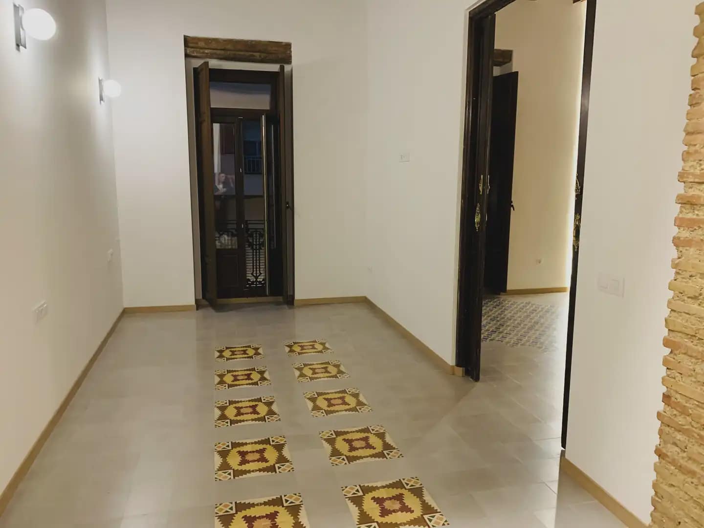 2 bedroom Flat for rent in Valencia city - € 1,350 (Ref: 9897634)