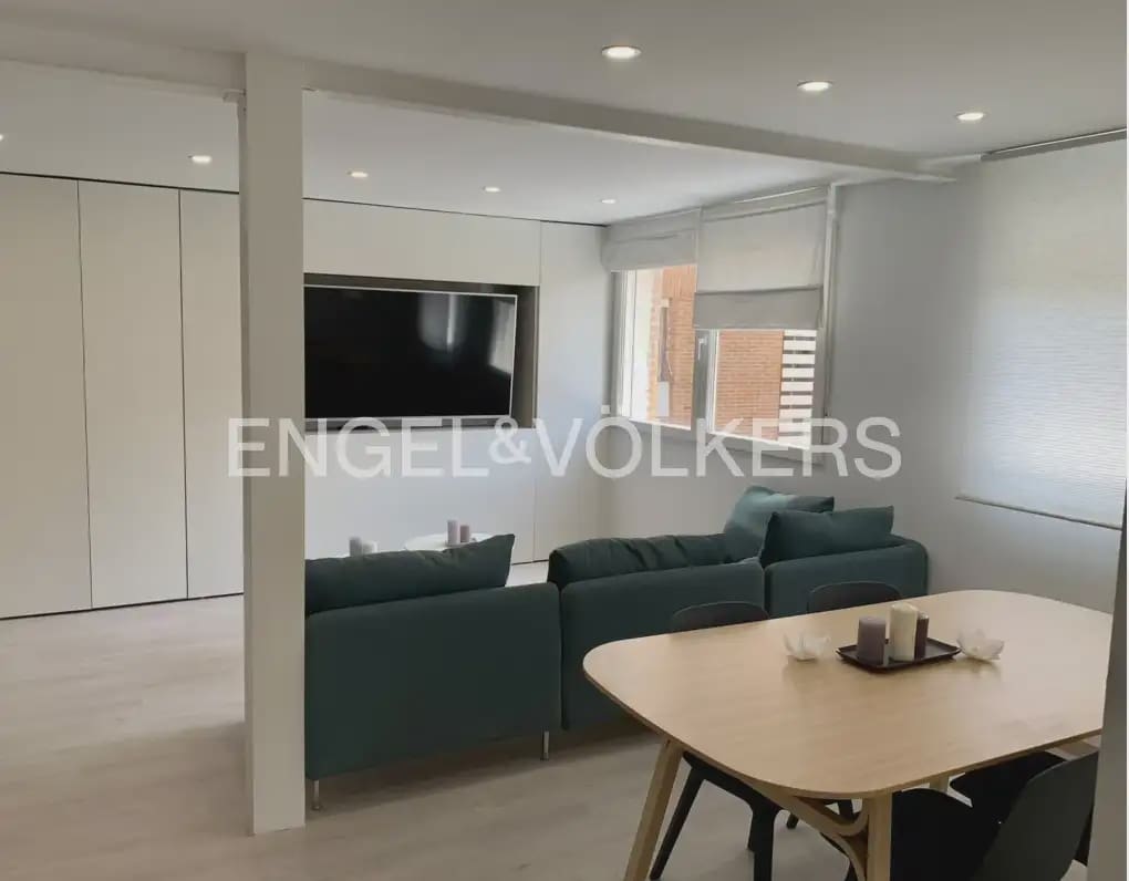 2 Zimmer Wohnung zu vermieten in Valencia Stadt - 1.600 € (Ref: 9897639)