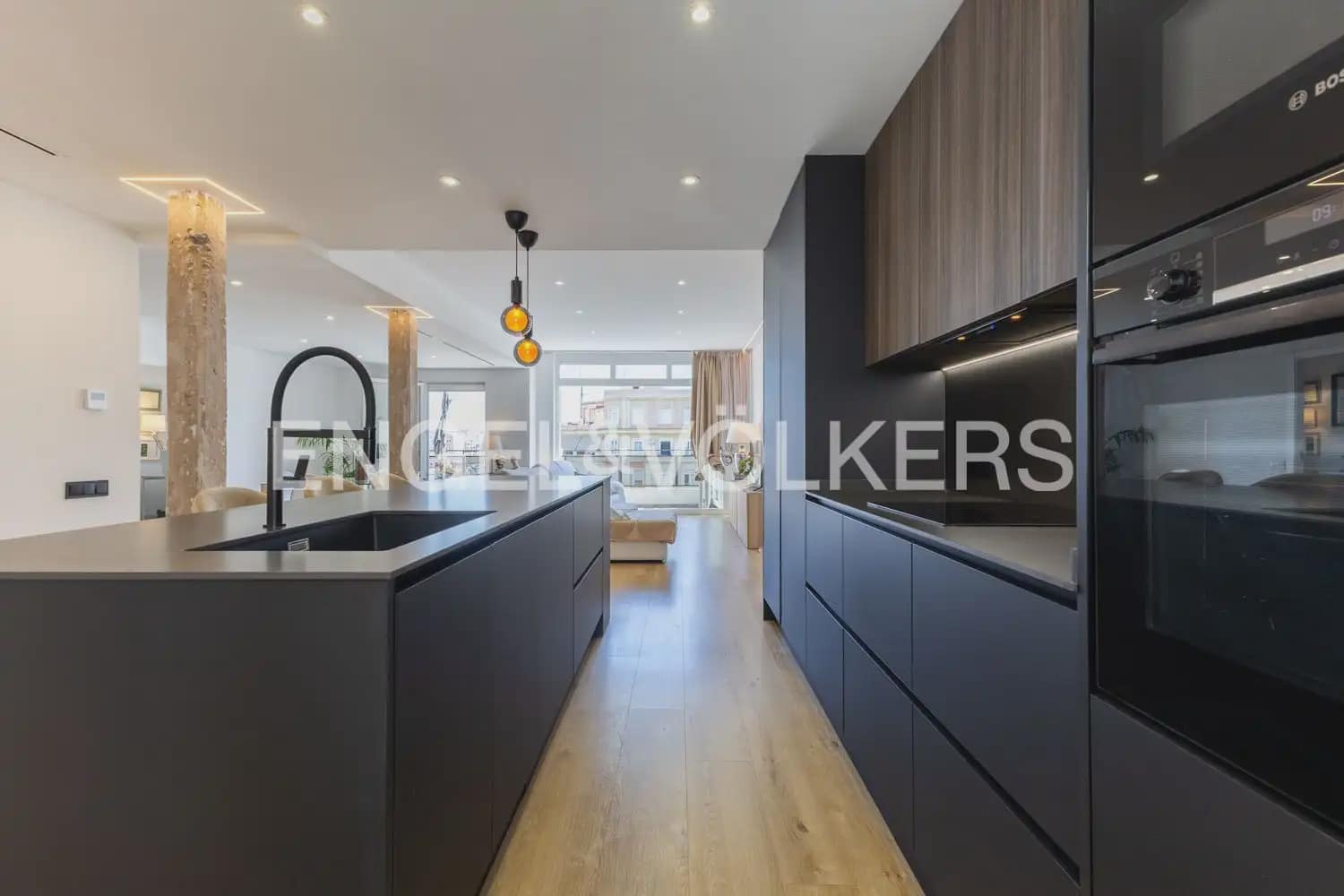 3 Zimmer Wohnung zu verkaufen in Valencia Stadt mit Garage - 795.000 € (Ref: 9897640)